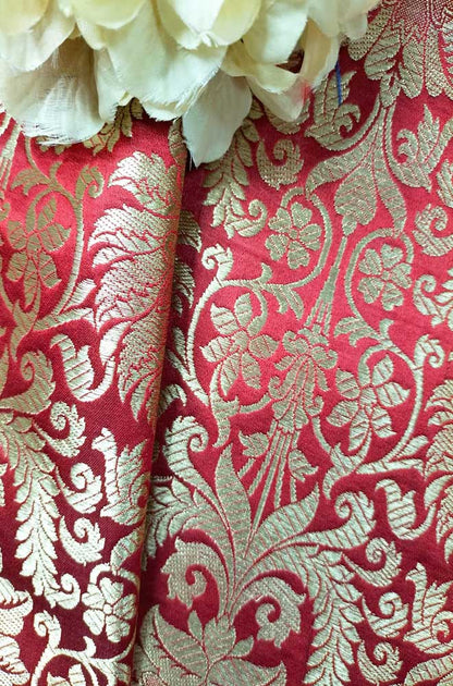 Red Banarasi Silk Fabric ( 1 Mtr ) - Luxurion World