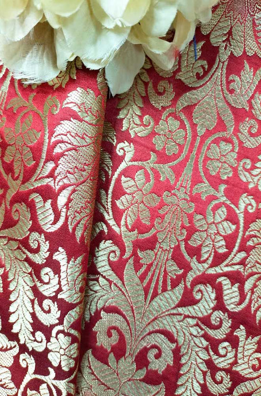 Red Banarasi Silk Fabric ( 1 Mtr ) - Luxurion World