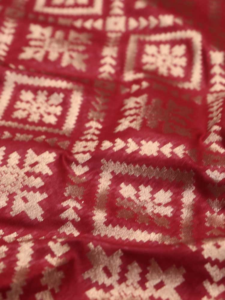 Red Banarasi Silk Fabric ( 1 Mtr ) - Luxurion World