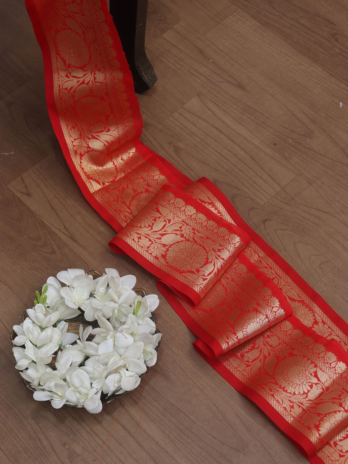 Red Banarasi Silk Lace ( 1 Mtr ) - Luxurion World