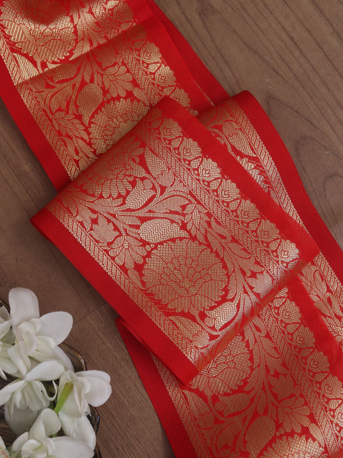 Elegant Red Banarasi Silk Lace: 1 Mtr - Luxurion World