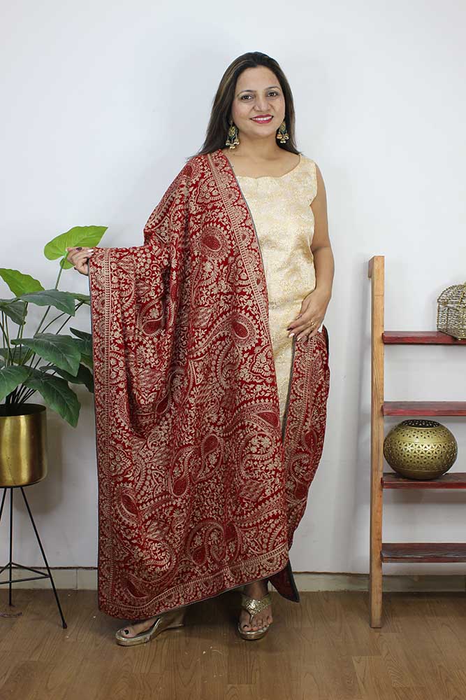 Red Embroidered Trendy Velvet Dupatta - Luxurion World