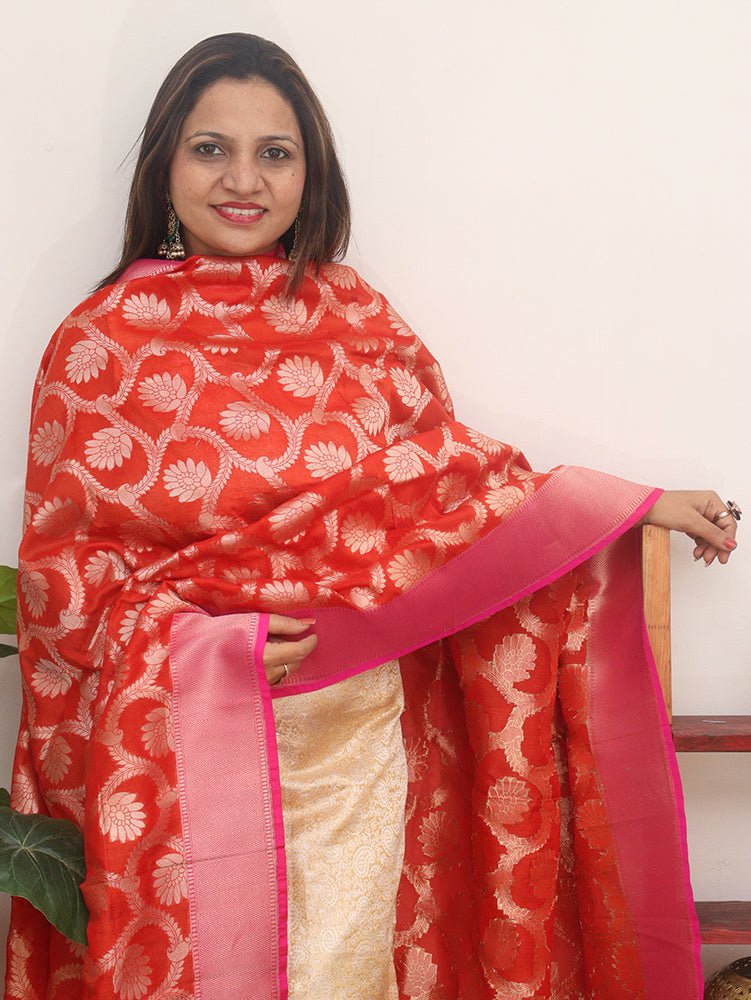 Red Handloom Banarasi Pure Silk By Georgette Dupatta - Luxurion World