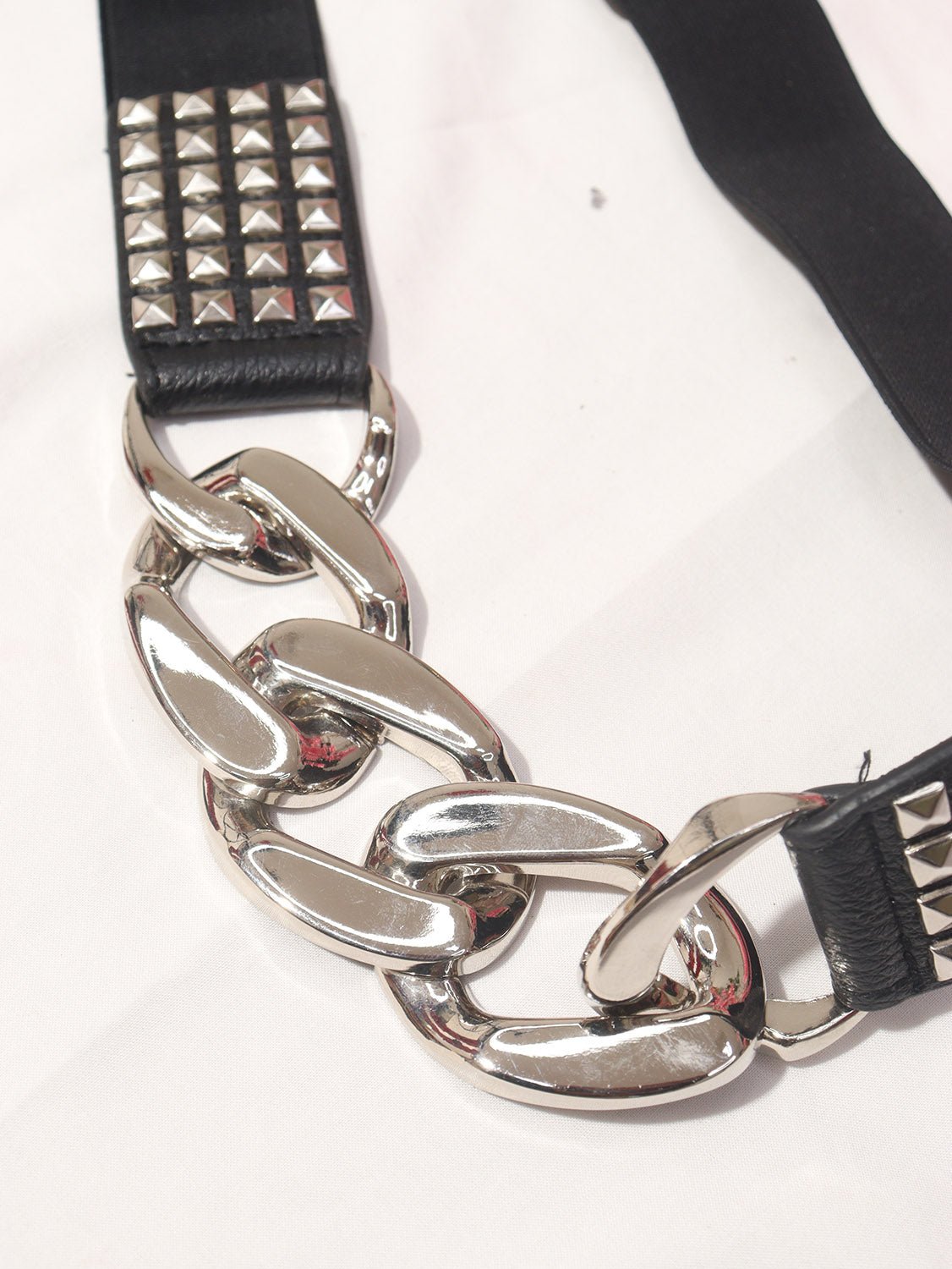Exclusive Silver Belt Collection for Fashionable Occasions - Shine in Style - Luxurion World