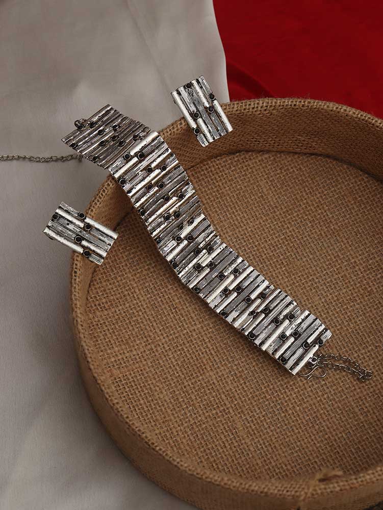 Luxurionworld's Graceful Charm Necklace Set - Elevate Your Style for Any Occasion - Luxurion World