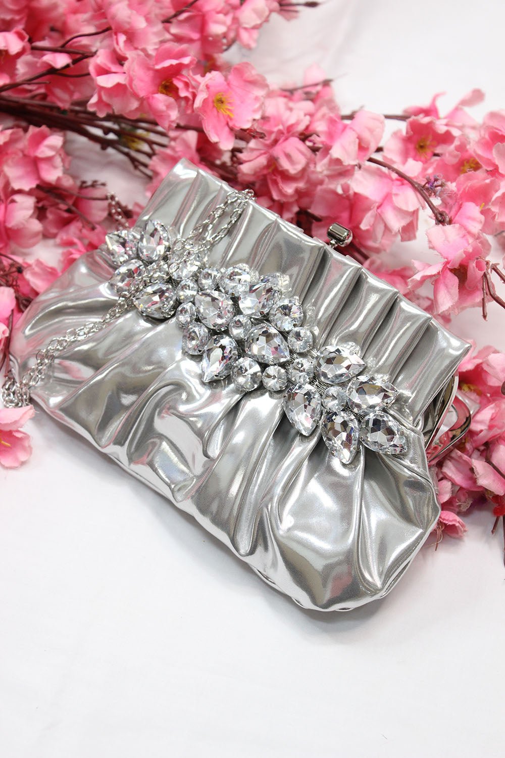 Sparkle & Shine - Make a Statement with Our Exclusive Silver Clutch Sling Bag Collection - Perfect for Any Outfit and Occasion